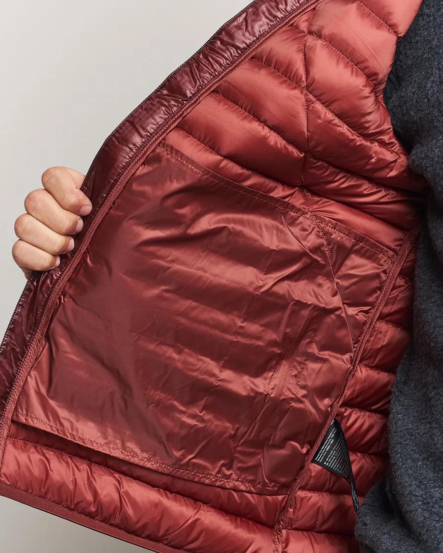 Klättermusen Lopt Lightweight Down Vest Madder Red